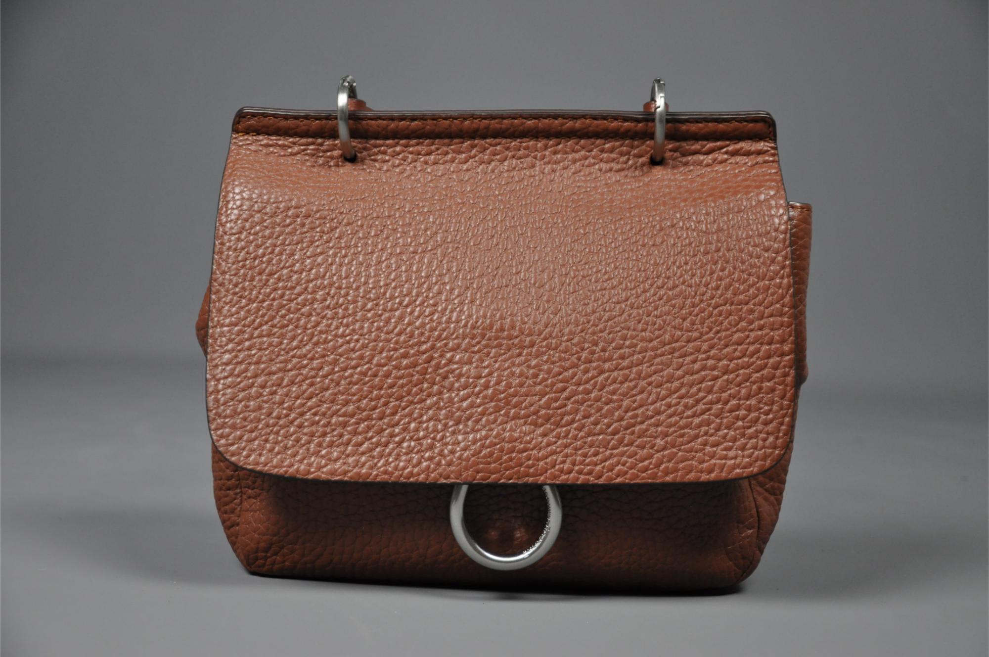 Adolfo Dominguez Tasche