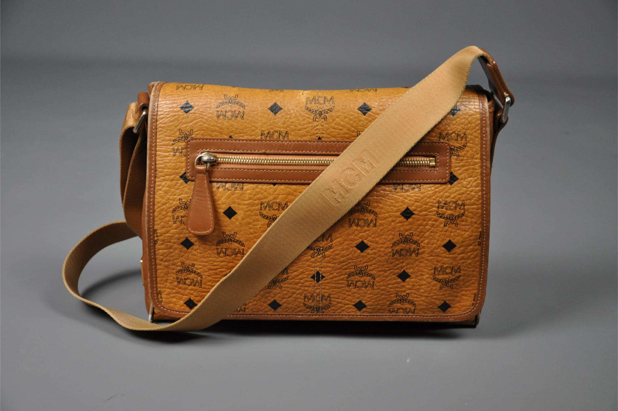 MCM umhängetasche