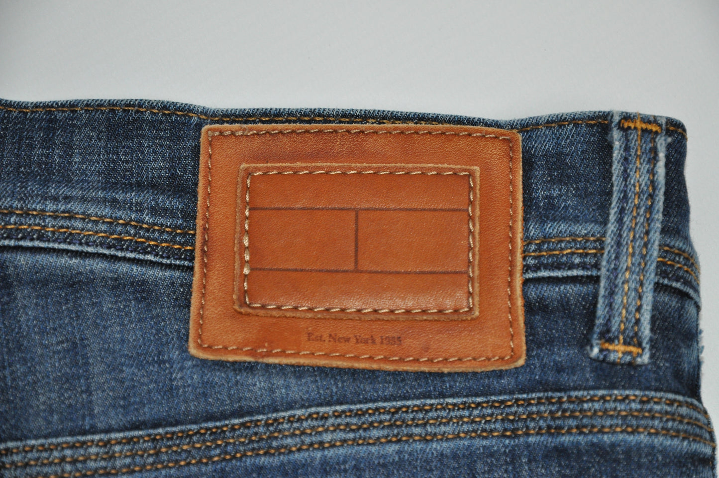 Tommy Hilfiger jeans (33/34)