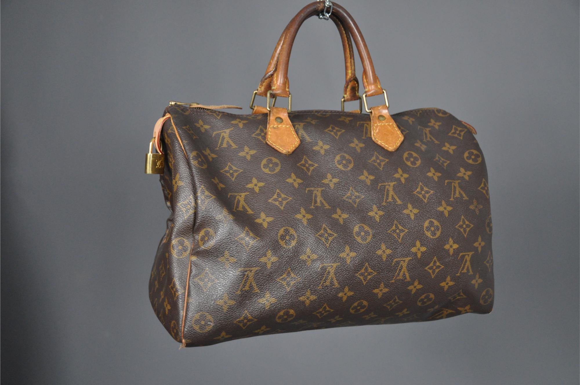 Louis Vuitton Speedy 35