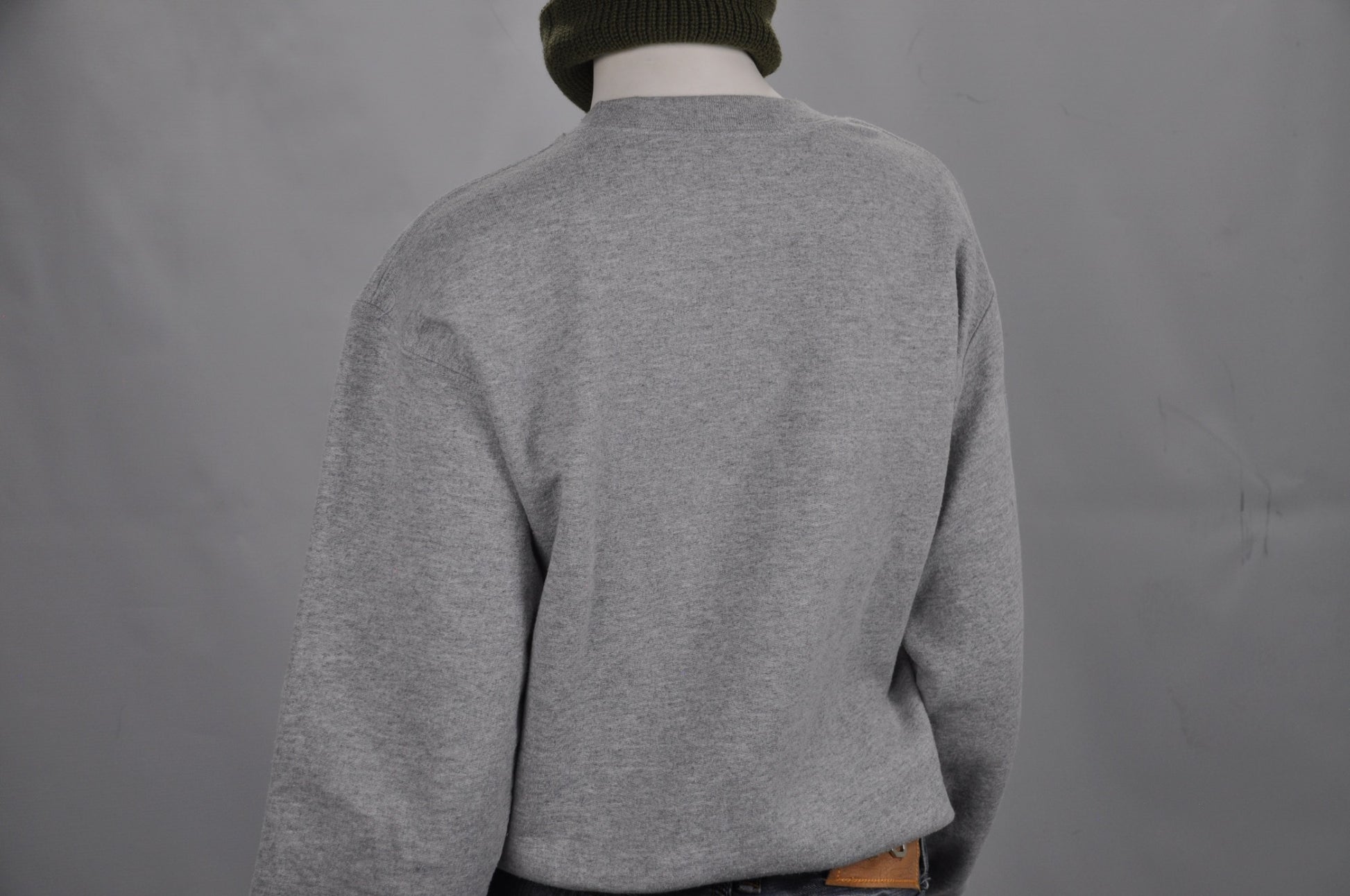 M I T Sweater (S)