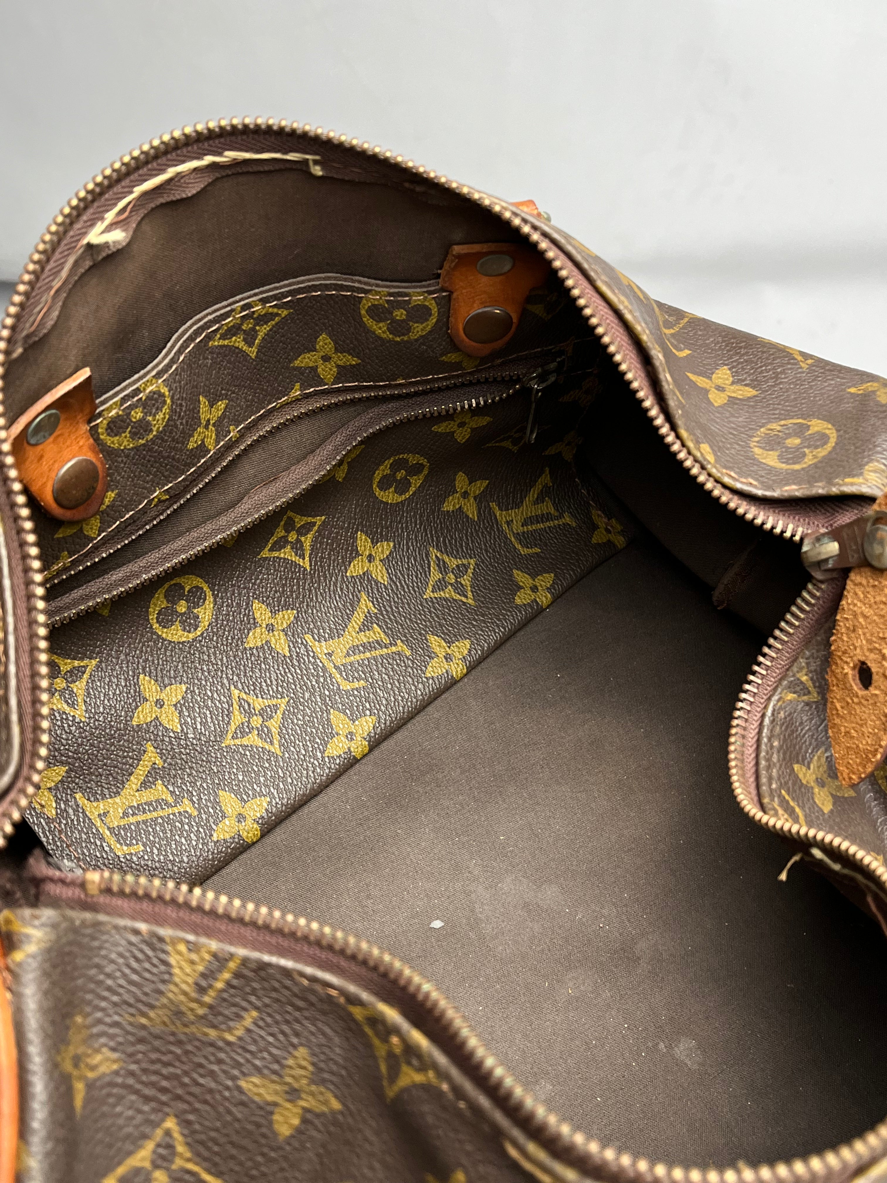 Louis Vuitton Speedy