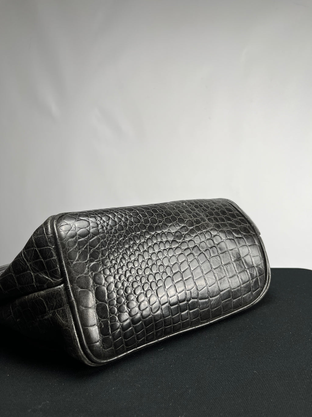 Ledertasche in Kroko Optik