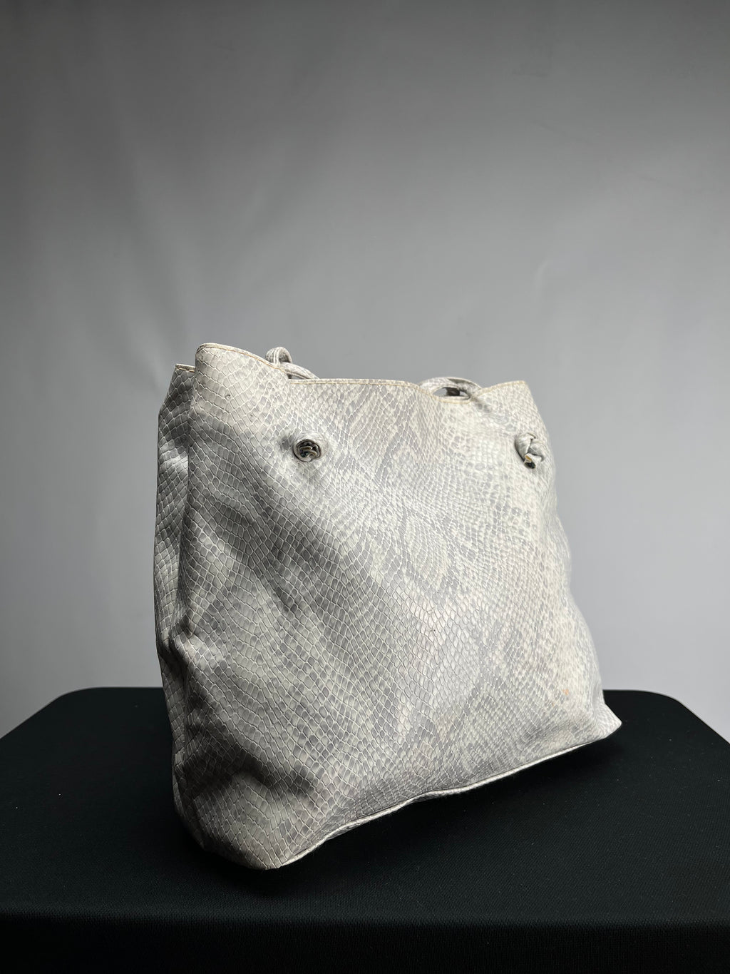 Handtasche in Schlangenleder Optik