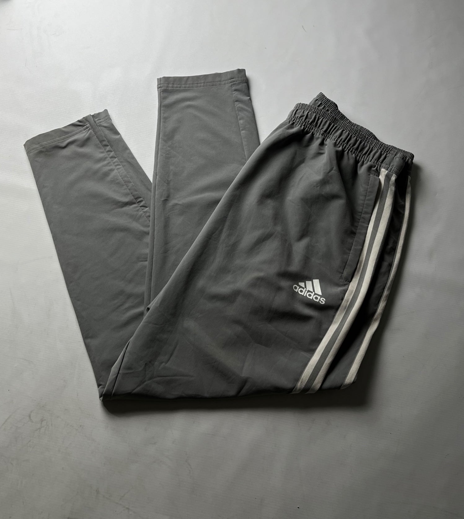 Adidas Trackpant (XL)